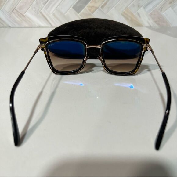 Tom Ford LARA Dark Havana / Brown Gradient Sunglasses TF573 52F LARA-02 main image 5